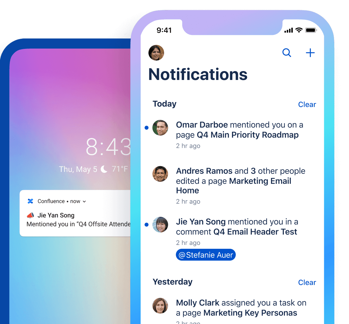 Meldingenscherm van de mobiele Confluence-app met updates en opmerkingen die een team op meerdere pagina's heeft achtergelaten